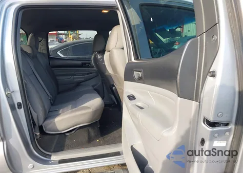 2015 Toyota Tacoma Prerunner V6 z USA, uszkodzony, nr VIN 3TMKU4HN0FM043103